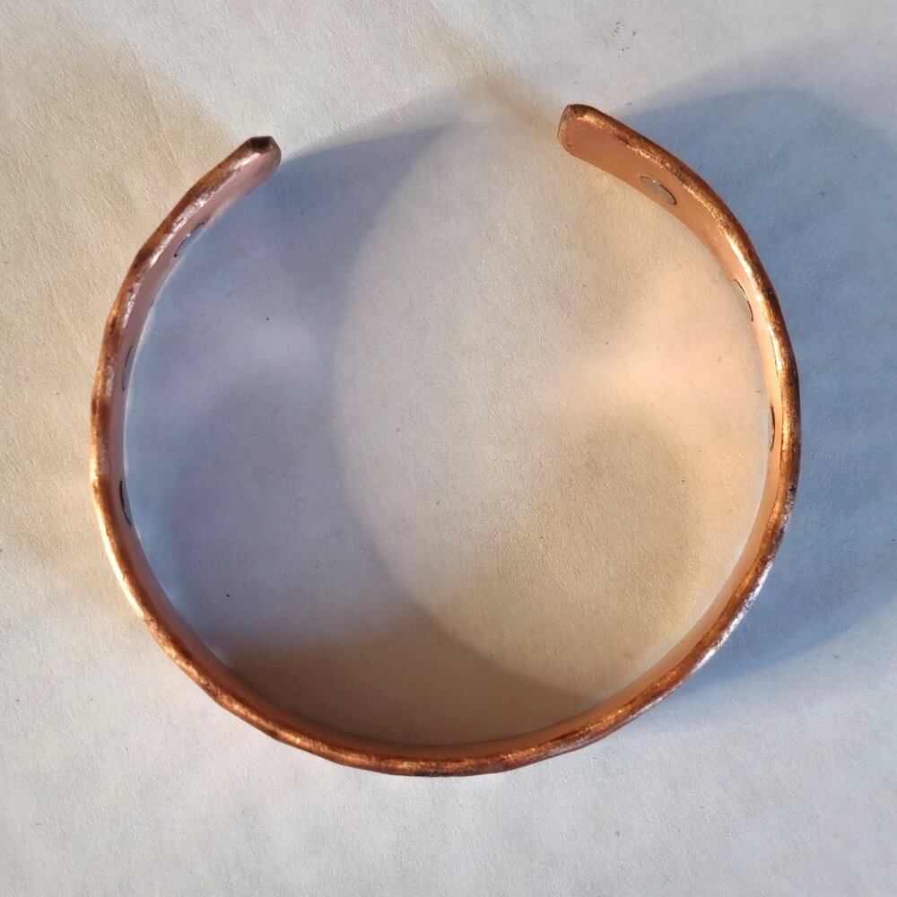 Unisex Hammered Copper Magnetic Cuff Bracelet Natural Healing Arthritis 7" - Picture 4 of 5